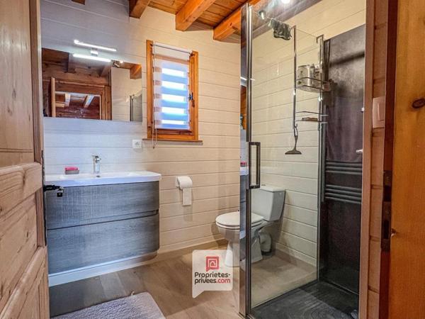 Plateau des Petites Roches (38660) - Chalet T6 en madriers + studio + carport + jardin