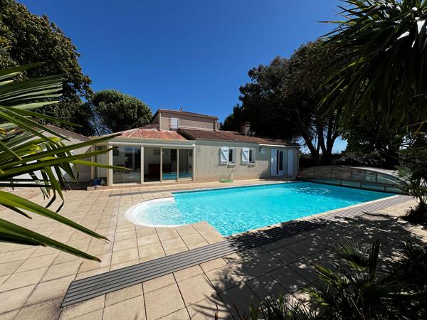 Maison 6 pièces LONGEVILLE SUR MER