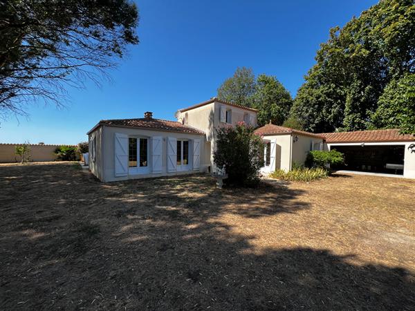 Maison 6 pièces LONGEVILLE SUR MER