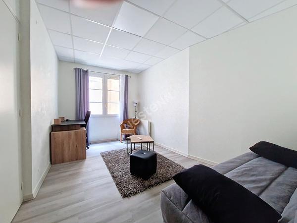 A LOUER APPARTEMENT T1 MEUBLÉ HYPER CENTRE POITIERS RUE ARSENE ORILLARD