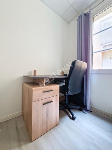 A LOUER APPARTEMENT T1 MEUBLÉ HYPER CENTRE POITIERS RUE ARSENE ORILLARD