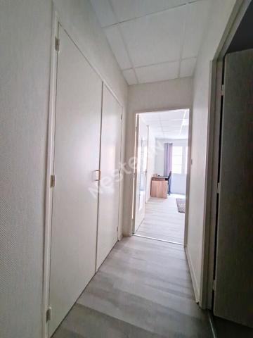 A LOUER APPARTEMENT T1 MEUBLÉ HYPER CENTRE POITIERS RUE ARSENE ORILLARD
