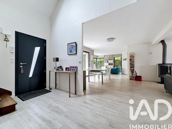 Maison à vendre 7 pièces 232 m² La Chapelle-sur-Erdre