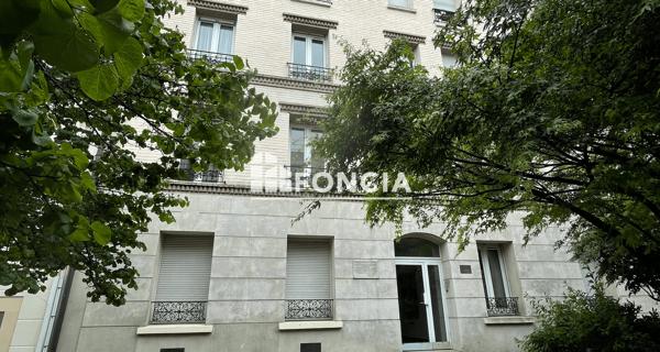 Location Appartement 2 pièces 46.76 m² - Nogent-sur-marne 94130