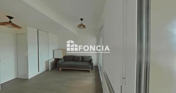 Location Studio 27.97 m² - Bobigny 93000