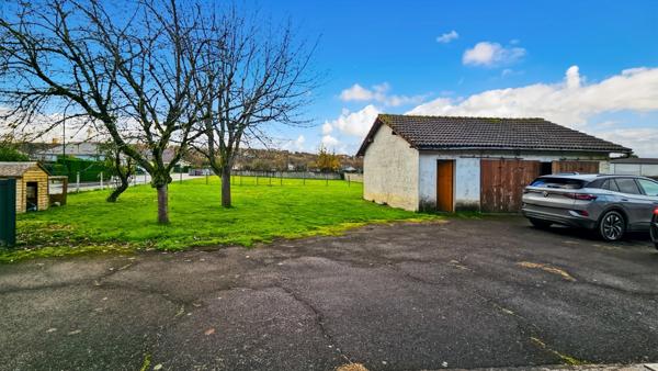 Maison plain pied avec garage à vendre 5 pièces IDRON (64)