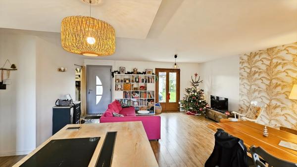 Maison plain pied avec garage à vendre 5 pièces IDRON (64)