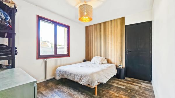 Maison plain pied avec garage à vendre 5 pièces IDRON (64)