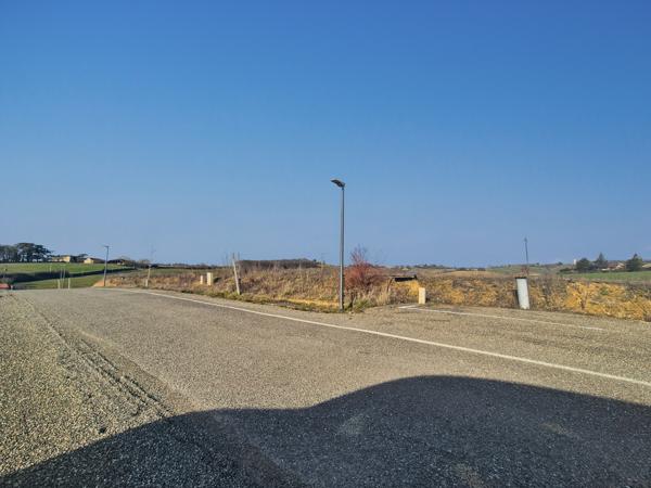Leboulin (32810) Terrain constructible viabilisé de 1408m2 - Auch proche