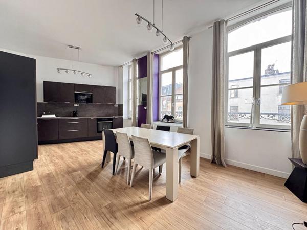 A VENDRE : T4 à LILLE • • 385 000 € FAI • Réf. 1938