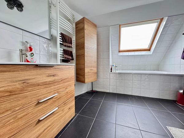 A VENDRE : T4 à LILLE • • 385 000 € FAI • Réf. 1938