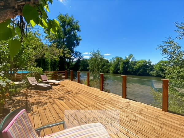 Propriété d'exception en bord de rivière - Vue imprenable, Accès privé