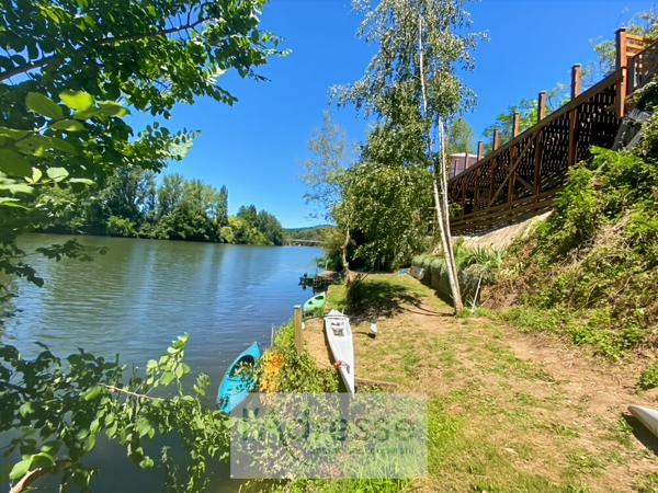 Propriété d'exception en bord de rivière - Vue imprenable, Accès privé