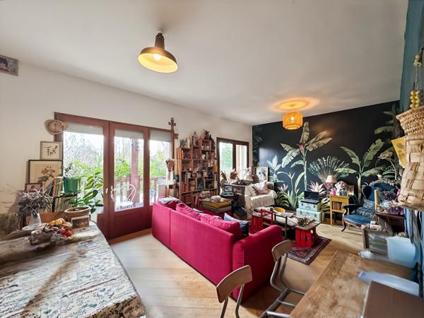 Propriété d'exception en bord de rivière - Vue imprenable, Accès privé