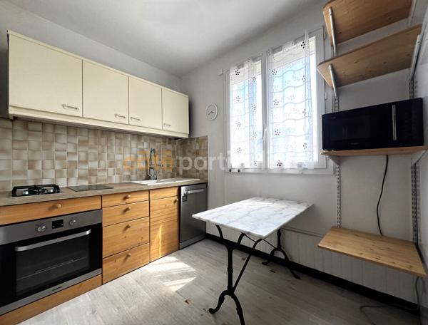 Vente
                Appartement72 m² - 3 Pièces -
                    ORLEANS (45000)