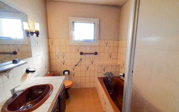 Maison à vendre    7 pièces •  Biot