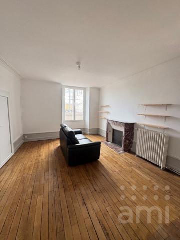 APPARTEMENT TYPE II BIS - SECTEUR GARE