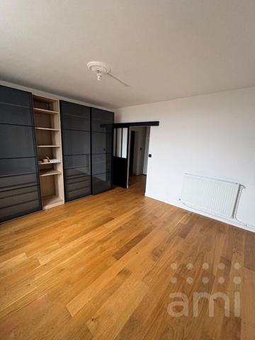 APPARTEMENT TYPE II BIS - SECTEUR GARE