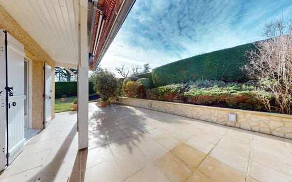 Maison à vendre    5 pièces •  Lissieu