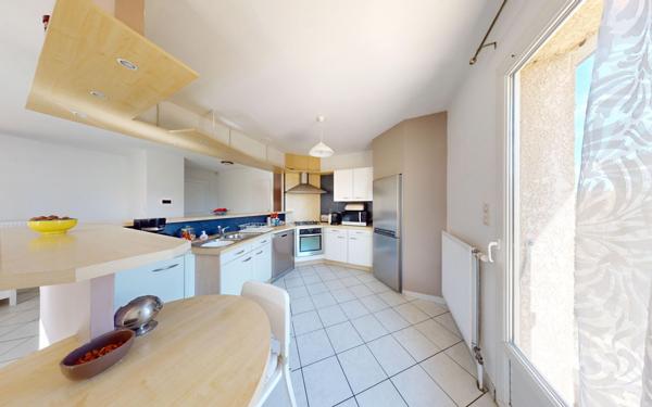 Maison à vendre    5 pièces •  Lissieu