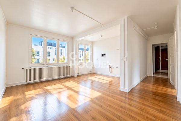 CREIL centre-ville, appartement T3 de 61 m2 rénové avec box et Cave