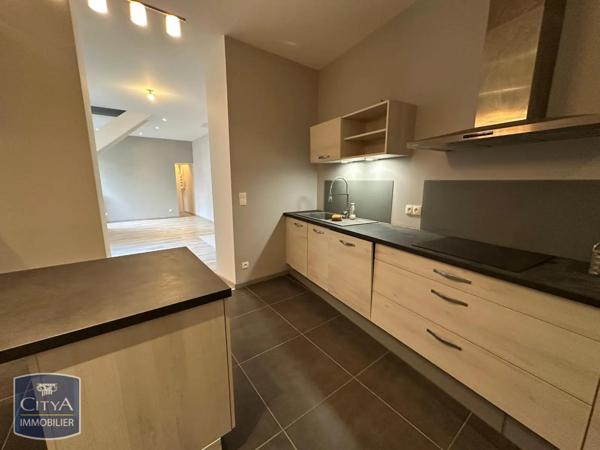 Appartement à louer 4 pièces 105.37m²