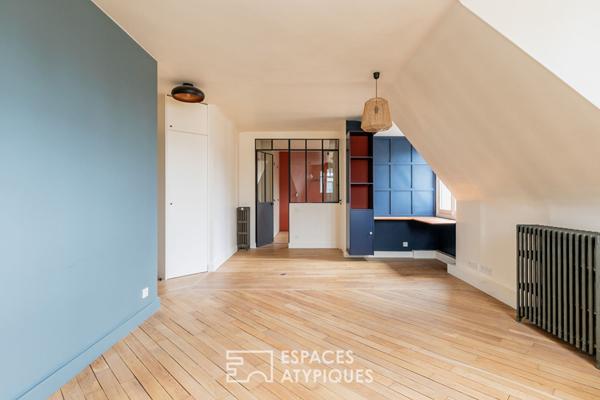 Appartement au denier étage avec vue sur les toits de Paris, quartier Commerce
