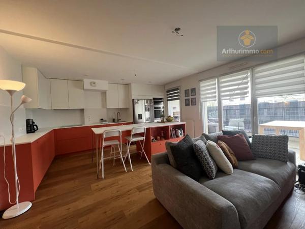 Vente                                                      Appartement
                        
                     4 pièces                      79 m2                     à Élancourt