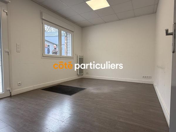 Location Bureaux100 m² - 3 Pièces - SAINT POL SUR TERNOISE (62130)