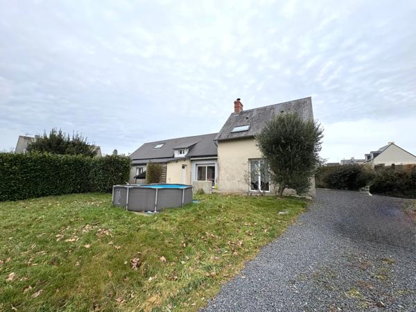 🏡 Maison familiale avec 4 chambres – 3 480 m² de terrain clos – Double garage – Canisy (50)