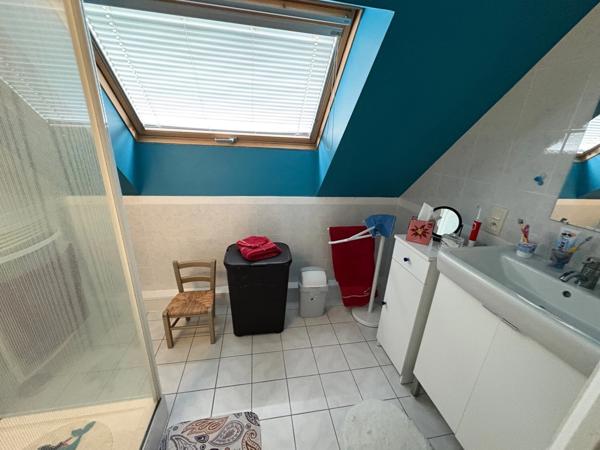 🏡 Maison familiale avec 4 chambres – 3 480 m² de terrain clos – Double garage – Canisy (50)