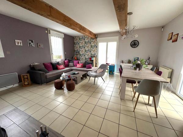 🏡 Maison familiale avec 4 chambres – 3 480 m² de terrain clos – Double garage – Canisy (50)