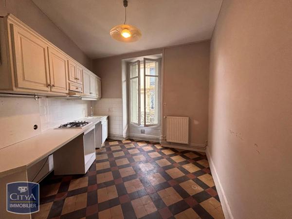 Appartement à louer 3 pièces 80.99m²