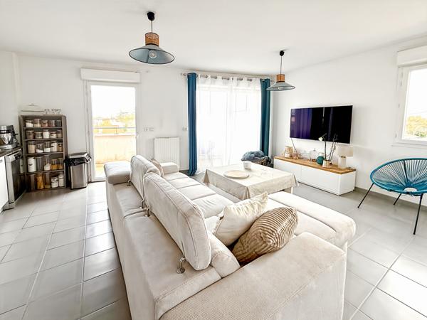 A vendre Appartement  2 pièce(s) 45 m2 Mérignac Capeyron