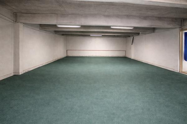 Aubagne (13400) Opportunité Rare Terrain Aubagne 700 m² Sous-Sol 201m² avec Permis accepté et purgé