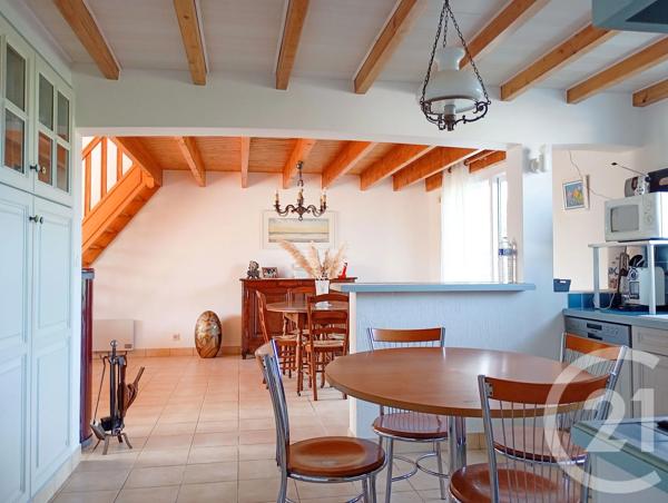 Maison à vendre  6 pièces - 136,42 m 2   BRETIGNOLLES SUR MER  - 85