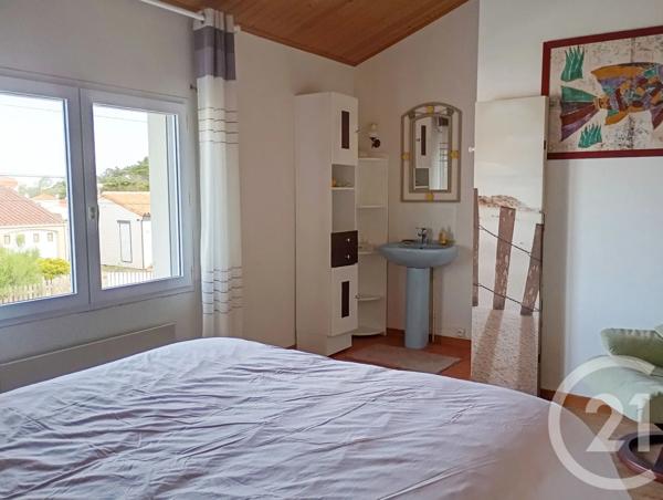 Maison à vendre  6 pièces - 136,42 m 2   BRETIGNOLLES SUR MER  - 85