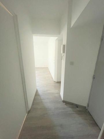 Appartement à louer    3 pièces •  Bollène