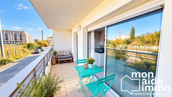 Bordeaux Bastide – T3 avec grand séjour, balcon et stationnement