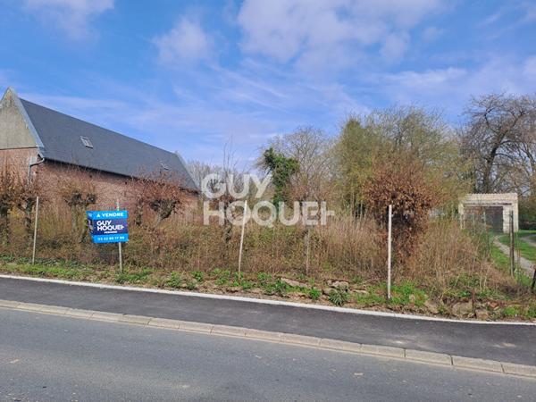 Terrain constructible à vendre à PERONNE (80200).