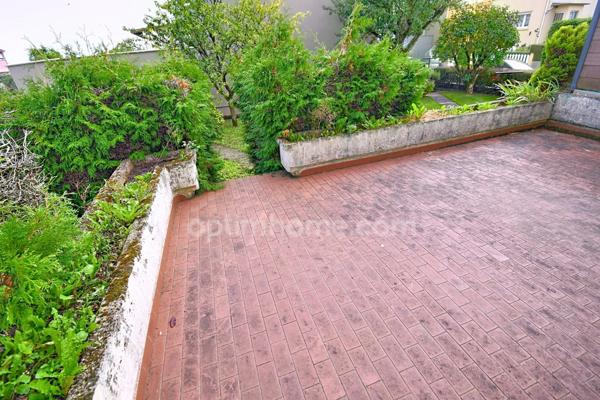 MAISON 3 CHAMBRES AVEC JARDIN, GARAGE ET TERRASSE À MEXY