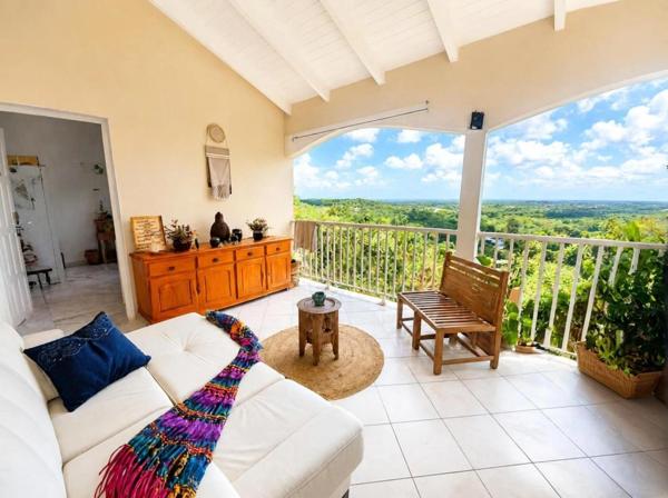 Villa à vendre Saint-Anne, vue panoramique, 4 pièces  (971)