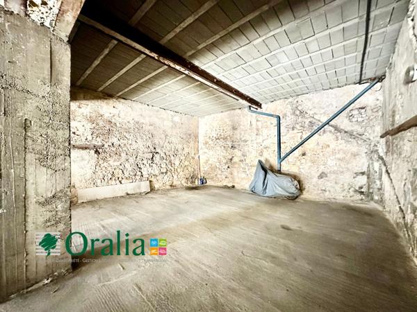 Parking · Location Bordeaux (33000)