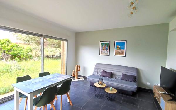 Maison à vendre    7 pièces •  La Palme