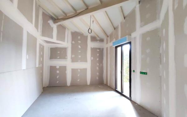 Maison à vendre    7 pièces •  La Palme