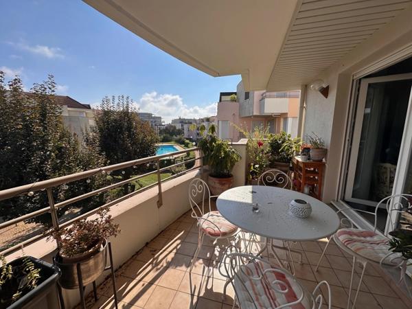 DIJON TOISON D OR RESIDENCE "LES DUCS DE BOURGOGNE" APPARTEMENT DE TYPE 4 DE 97 M2 AVEC TERRASSE