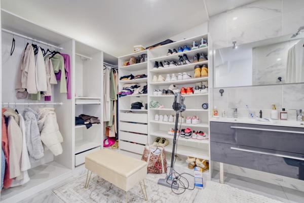 Appartement 4 pièces - 106 m² Exclusivité efficity