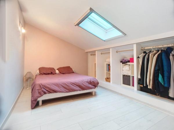 AU CALME AVEC TERRASSE ET GARAGE