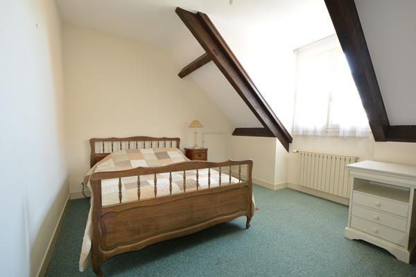 Maison - 7 pièces - 156 m²