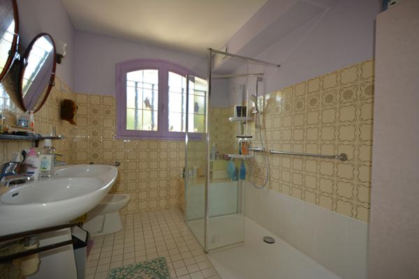 Maison - 7 pièces - 156 m²